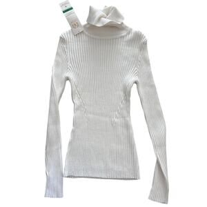 V28 White Ribbed Turtleneck Sweater | Size Small | Slim Fit NWT